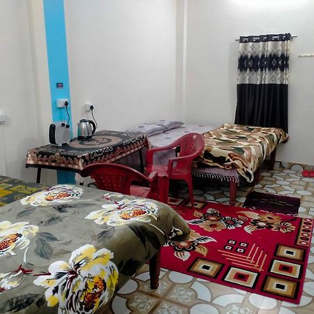 Shree Home Stay Dwarahat Экстерьер фото