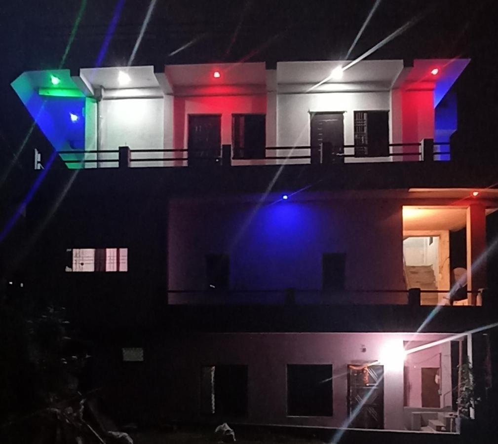 Shree Home Stay Dwarahat Экстерьер фото
